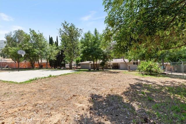 Colton, CA 92324,7436 Reche Canyon Road