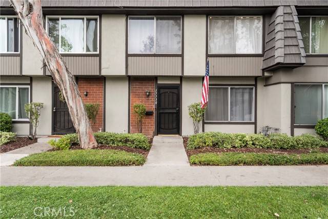 Bellflower, CA 90706,17730 Regency Circle
