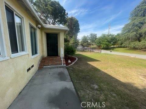Bakersfield, CA 93305,521 Walnut Avenue