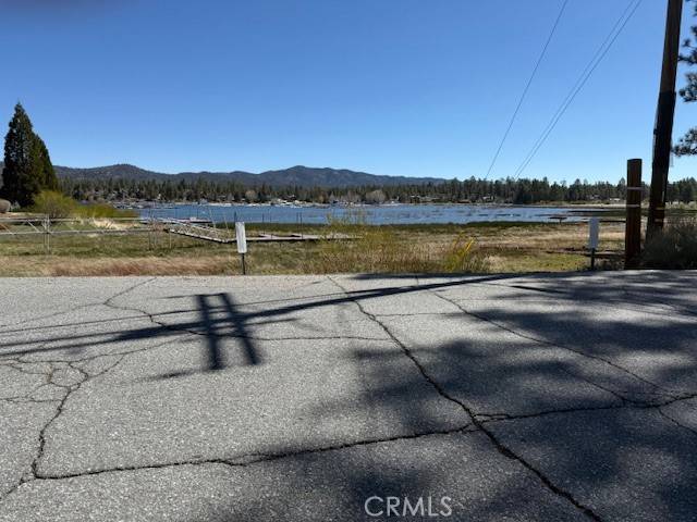 Big Bear Lake, CA 92315,676 Cienega Road