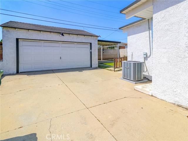Los Angeles, CA 90047,2026 W 94th Place