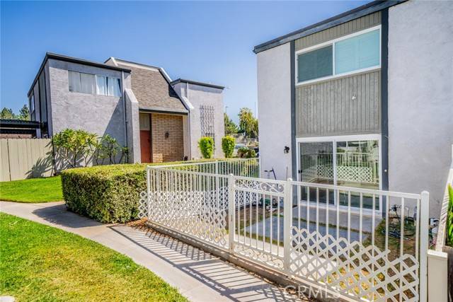 Jurupa Valley, CA 92509,6143 Avenue Juan Diaz