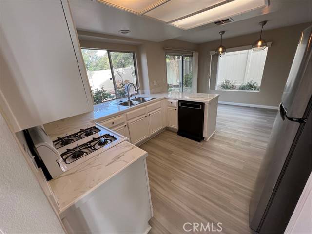 Mentone, CA 92359,31264 Nice Avenue