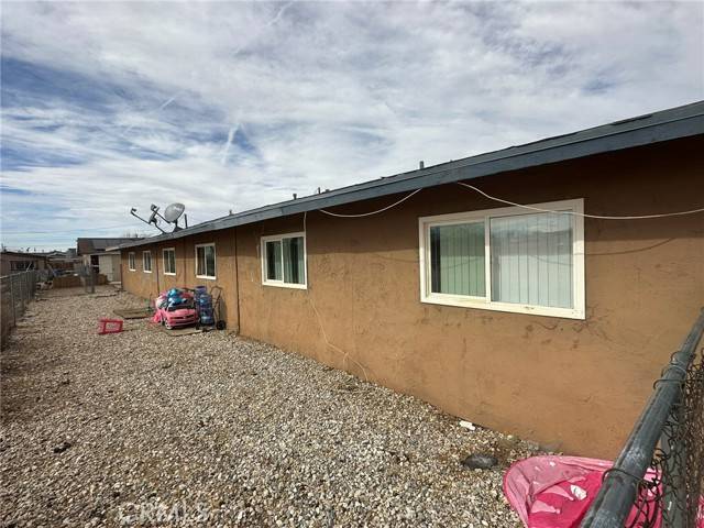 Adelanto, CA 92301,11895 White Avenue