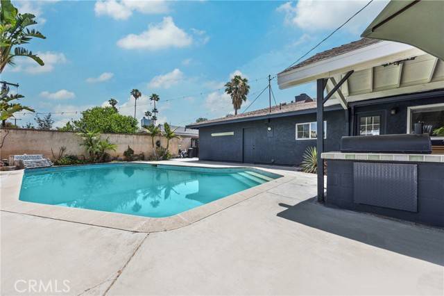 Riverside, CA 92503,8975 Driftwood Dr