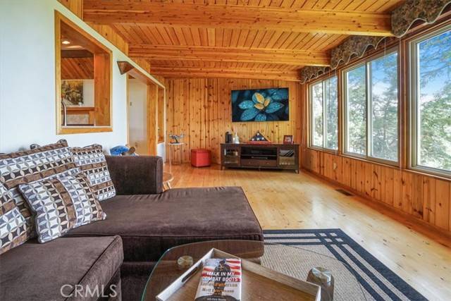Running Springs, CA 92382,1954 Nob Hill Drive