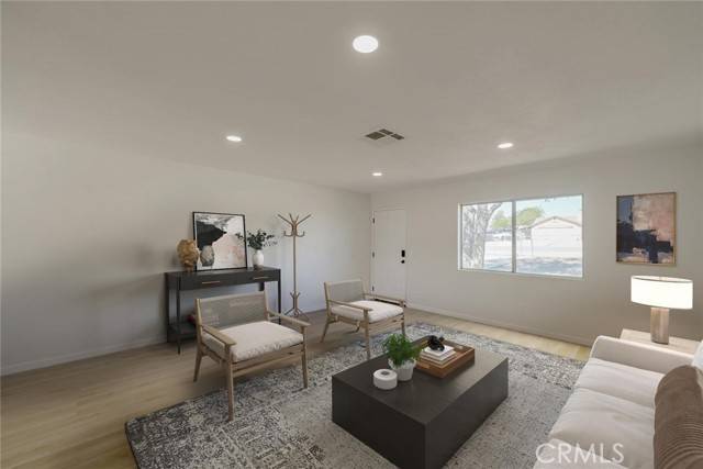 Hesperia, CA 92345,7727 Oakwood Avenue