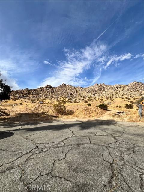 Palmdale, CA 93591,0 Manato