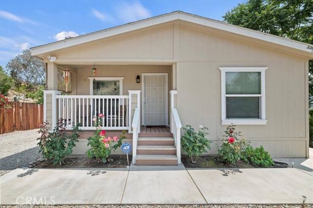 Wildomar, CA 92595,33062 Almond Street