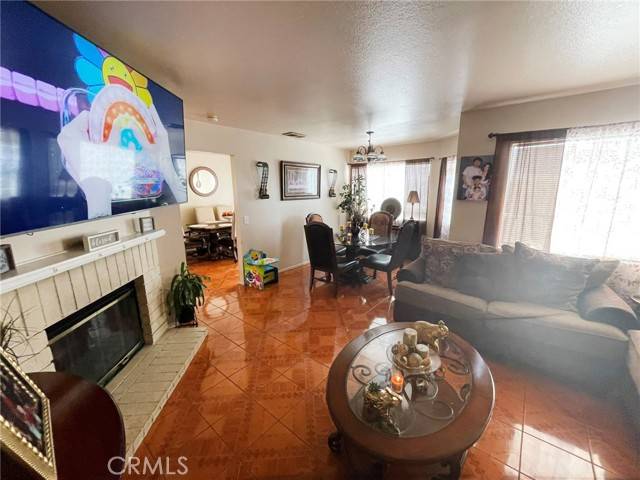 Colton, CA 92324,1186 Runaway Circle