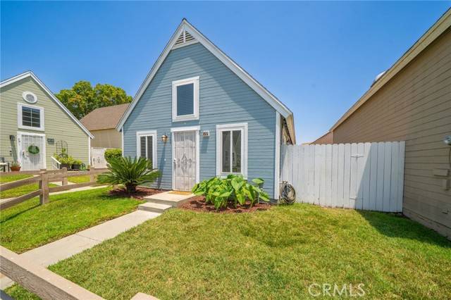 Fontana, CA 92337,14606 Woodland Drive #10