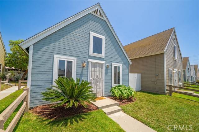 Fontana, CA 92337,14606 Woodland Drive #10