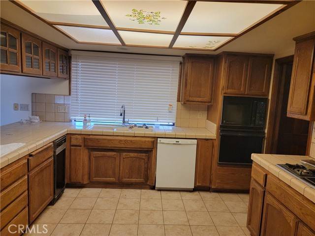 Hesperia, CA 92345,15440 Cactus Street