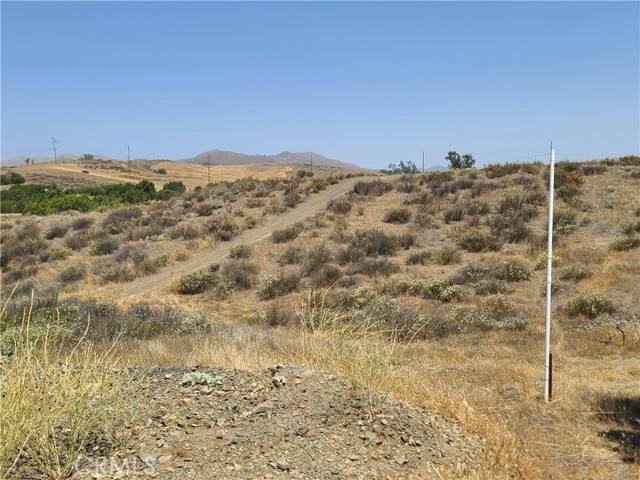 Perris, CA 92570,0 349-320-014