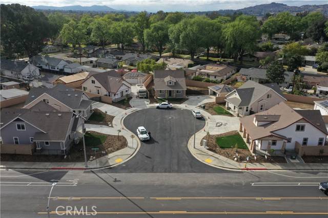 Riverside, CA 92506,5215 Peony Court