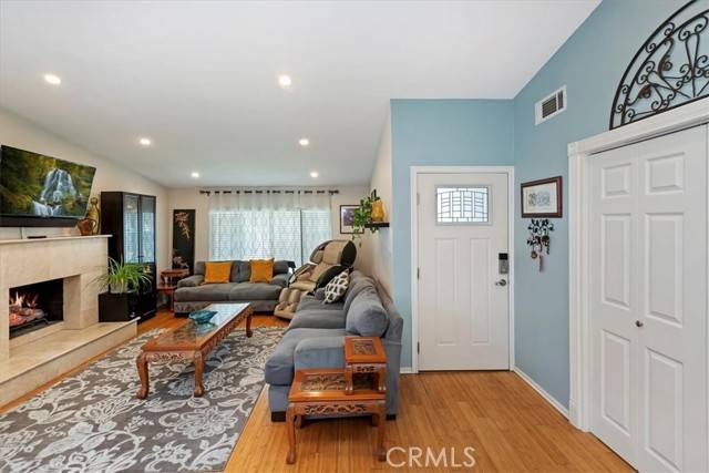 Downey, CA 90240,9430 True Avenue