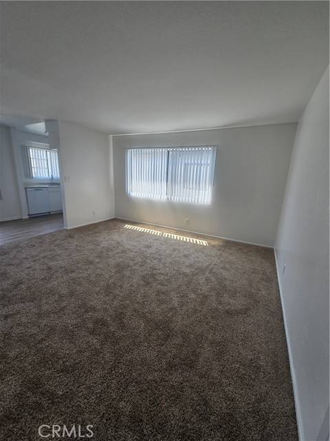 Glendale, CA 91202,618 W Dryden Street #208