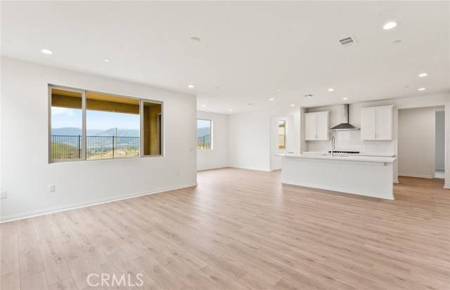 Lake Elsinore, CA 92530,4107 Madonna Circle