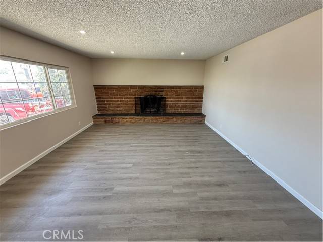 Fontana, CA 92335,9115 Encina Avenue