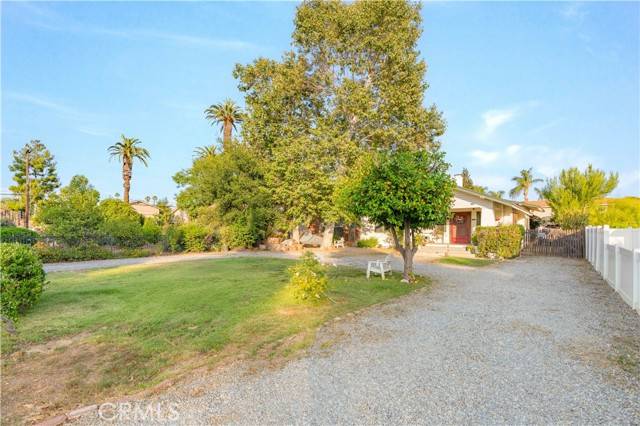 Riverside, CA 92504,7914 Magnolia Avenue