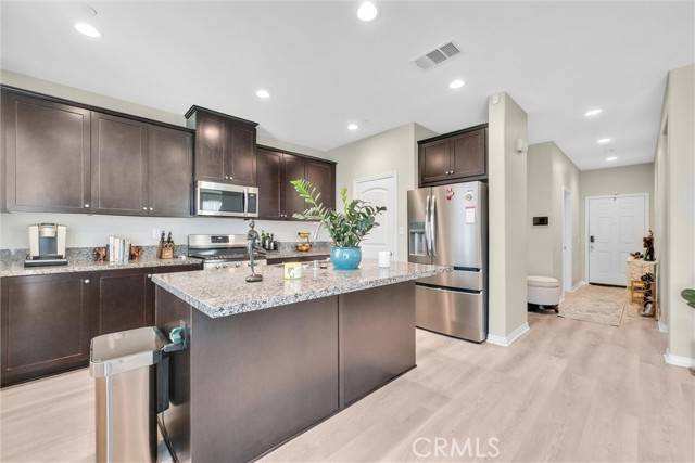 Menifee, CA 92584,27283 Chase Road