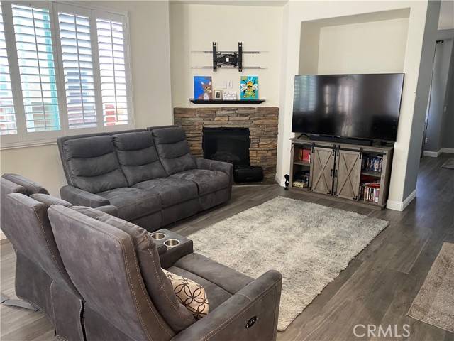 San Bernardino, CA 92407,17620 Comfrey Drive