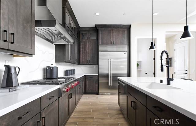 Chatsworth, CA 91311,21150 Poema Place
