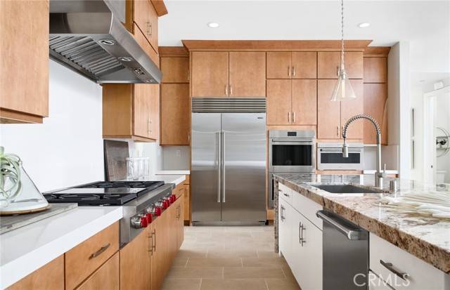 Chatsworth, CA 91311,21156 Poema Place