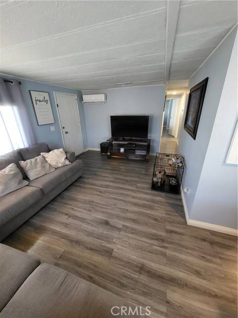 Bloomington, CA 92316,10701 Cedar #46