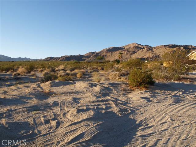 29 Palms, CA 92277,0 Peterson / hwy 62