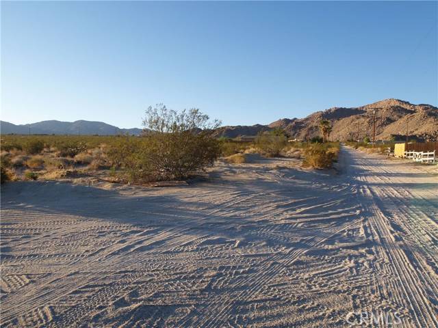 29 Palms, CA 92277,0 Peterson / hwy 62