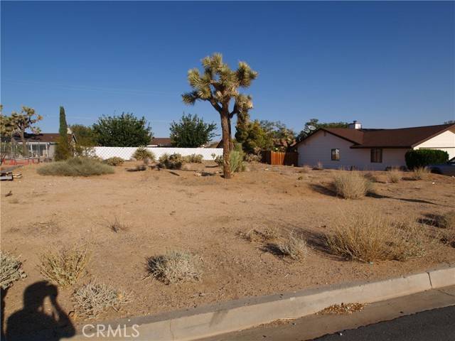 Yucca Valley, CA 92284,0 Hermosa