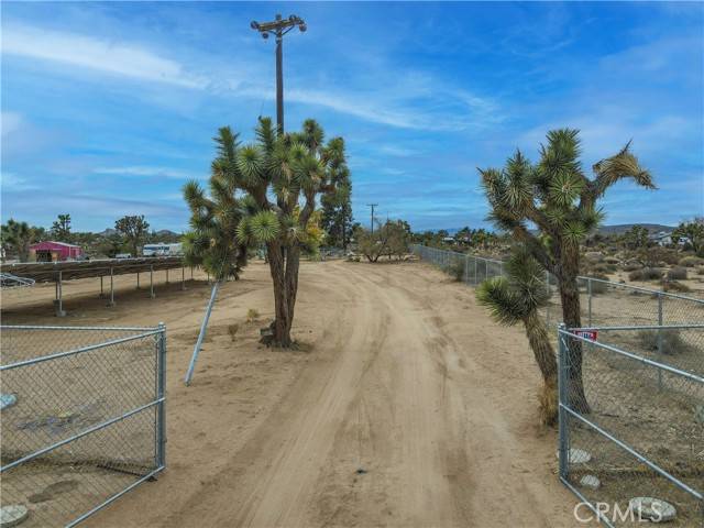 Yucca Valley, CA 92284,5008 Warren Vista Avenue