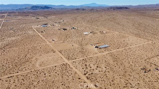 Joshua Tree, CA 92252,1234 Venus