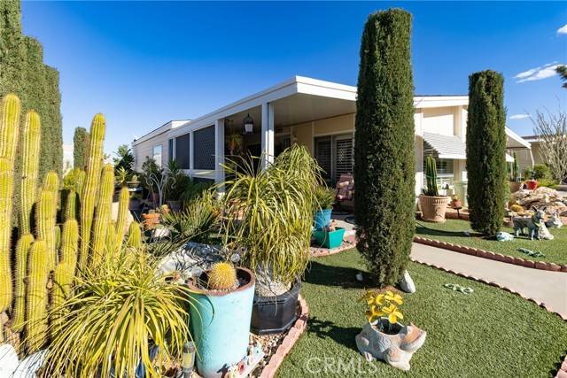 Yucca Valley, CA 92284,7501 Palm #126