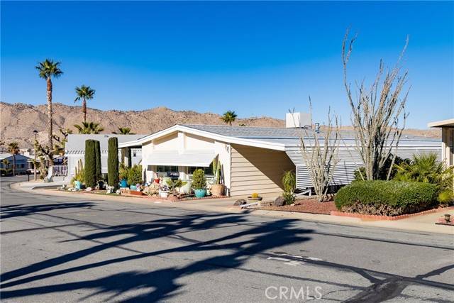 Yucca Valley, CA 92284,7501 Palm #126