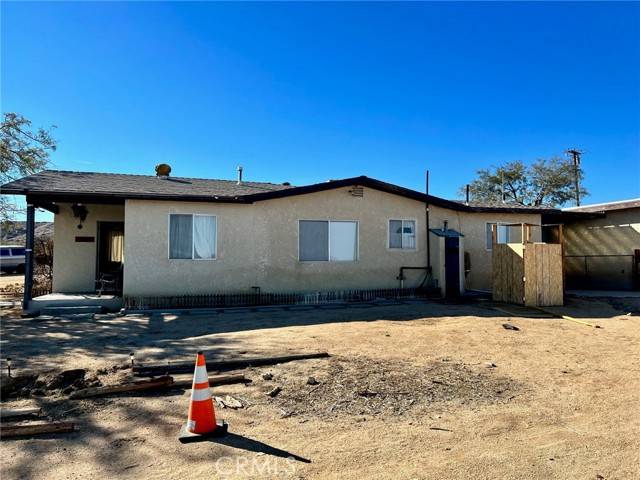 Landers, CA 92285,55456 Linn Road