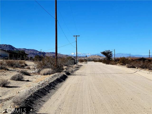 29 Palms, CA 92277,75077 Old Dale