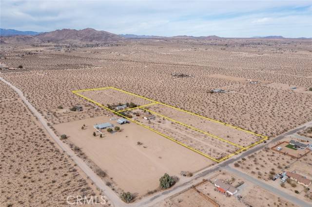 Joshua Tree, CA 92252,5238 Rice Avenue