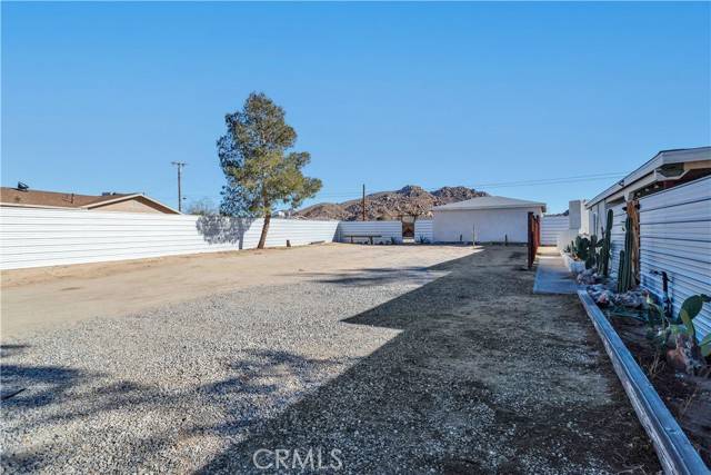 Joshua Tree, CA 92252,61879 Valley View Circle