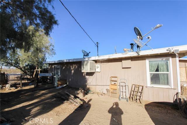 Landers, CA 92285,915 Dakota Lane