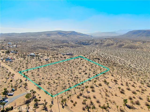 Yucca Valley, CA 92284,1 Longview