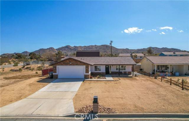 Joshua Tree, CA 92252,60261 Chesapeake Drive