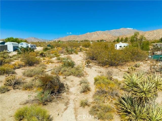 Morongo Valley, CA 92256,9198 Lanning