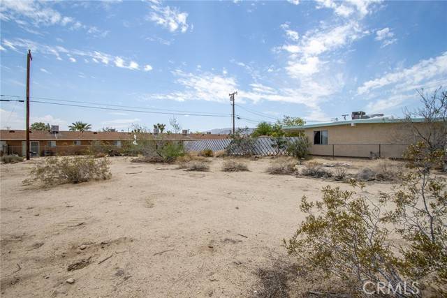 29 Palms, CA 92277,6400 Cienega