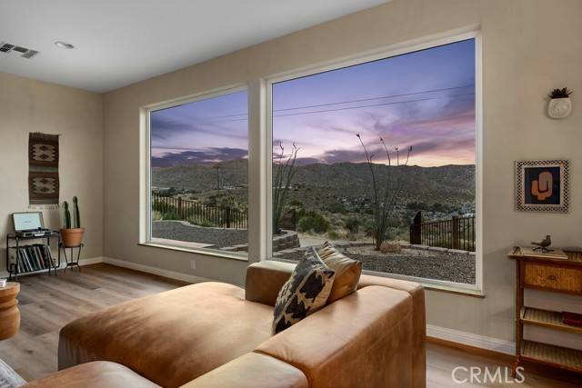 Yucca Valley, CA 92284,54935 Mountain View