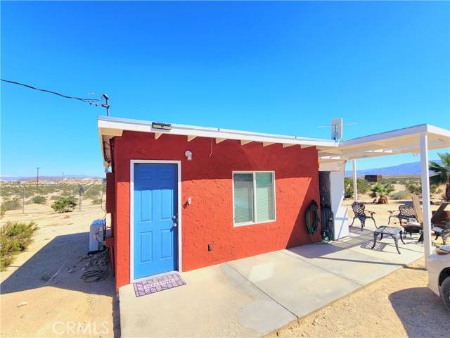 29 Palms, CA 92277,70025 Winters Road