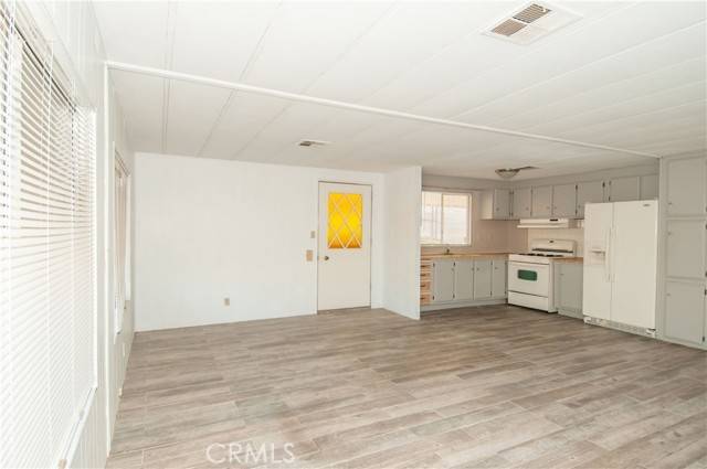 Yucca Valley, CA 92284,7501 Palm #108