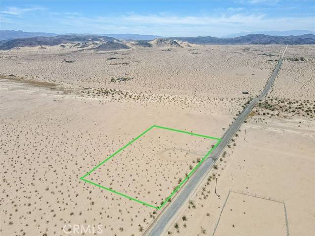 29 Palms, CA 92277,69055 Valle Vista