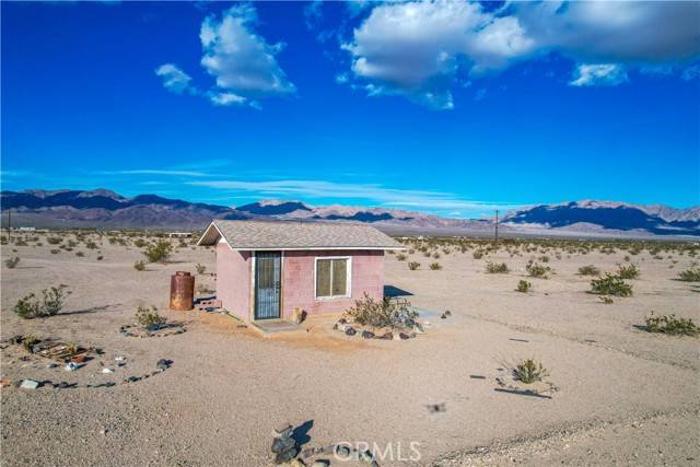 29 Palms, CA 92277,84655 Raymond Drive